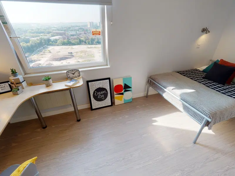 Silver En Suite photo 3
