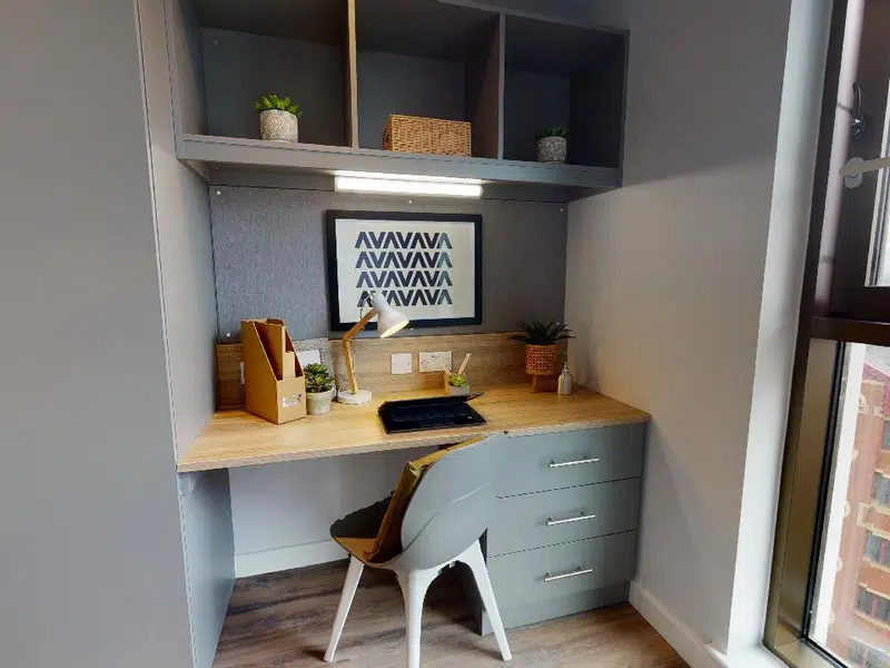 Silver En Suite photo 2