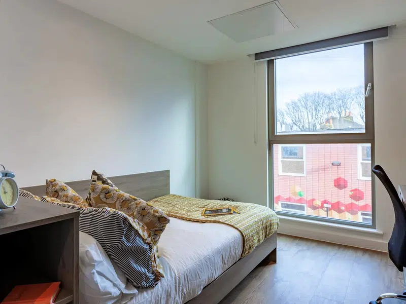 Silver En Suite photo 1