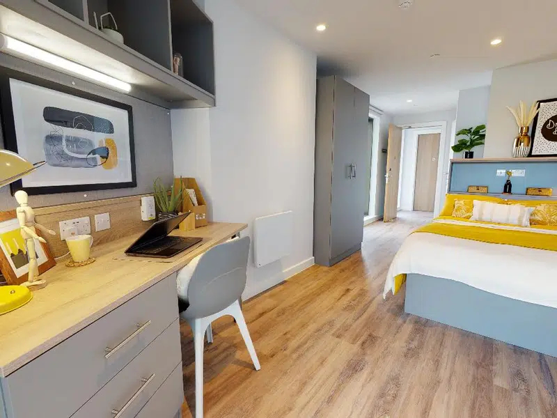 Silver En Suite Plus photo 1