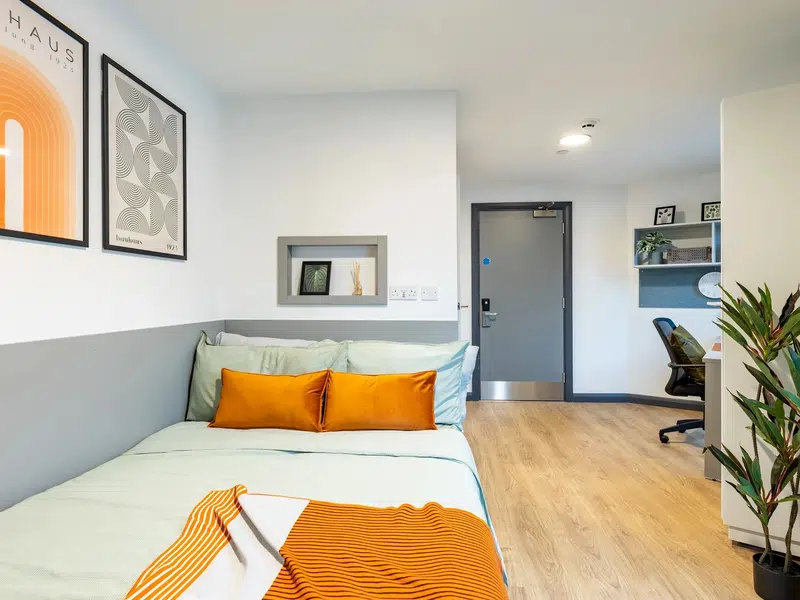 Silver En Suite Plus photo 1