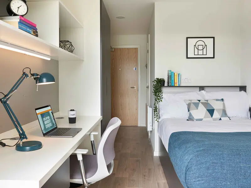 Silver Ensuite (Castle View) - Single Occupancy photo 1