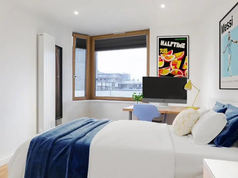 Diamond En suite photo 1