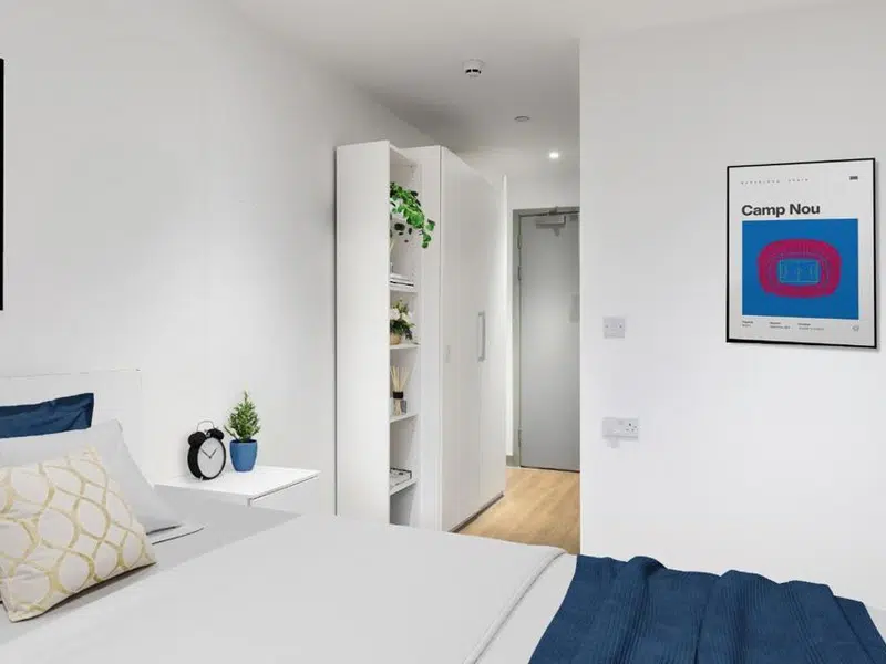 Diamond En suite photo 2