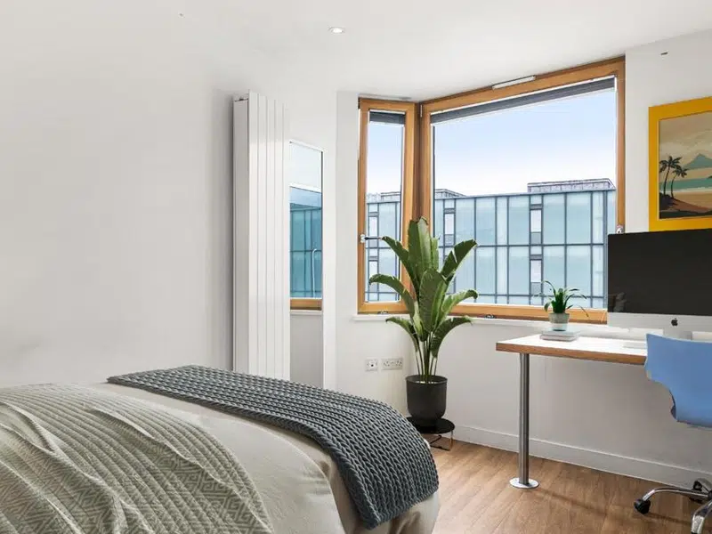 Silver En suite photo 2