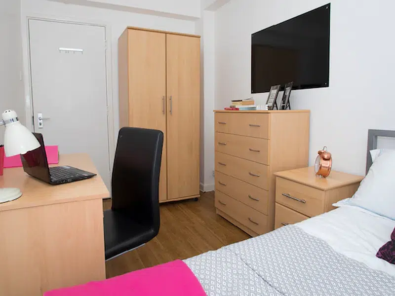 Silver Plus Non Ensuite Room photo 2