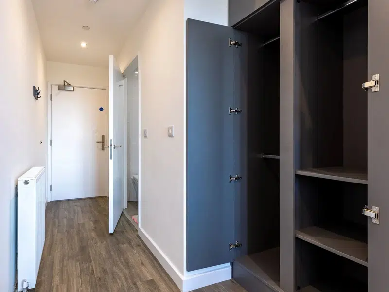 Silver Skyline En Suite photo 4