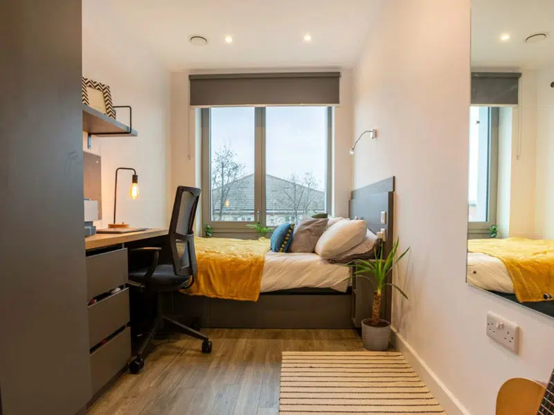 Silver Skyline En Suite photo 1