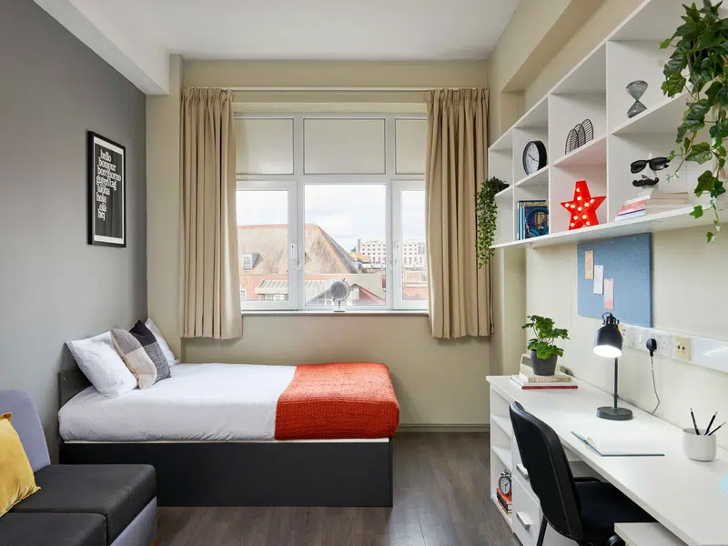 Silver Studio - Single Occupancy photo 2