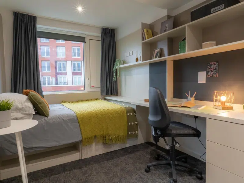 Silver Three Bed Apartment photo 2
