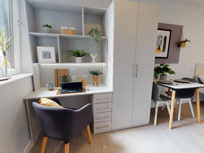 Silver Two Bed Apartment Plus photo 4