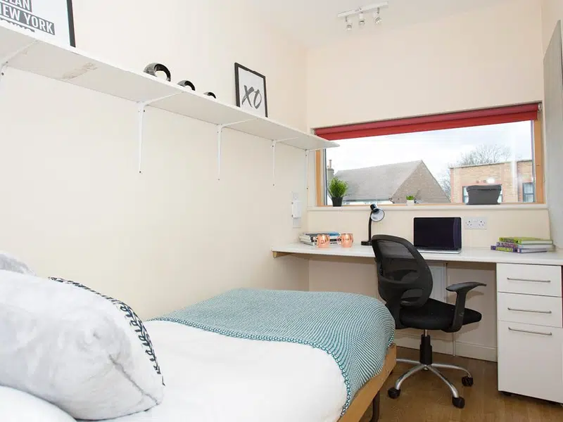 Single En-suite photo 1