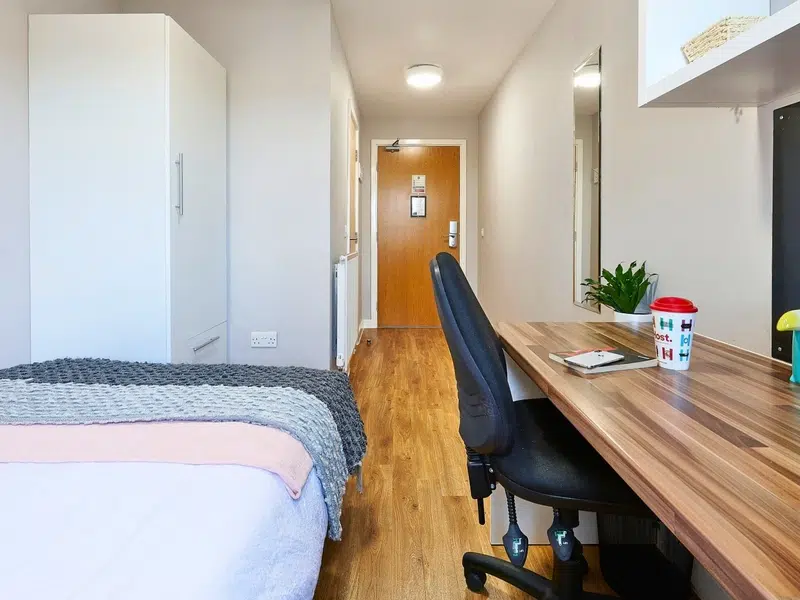 Six Bedroom Flat photo 3