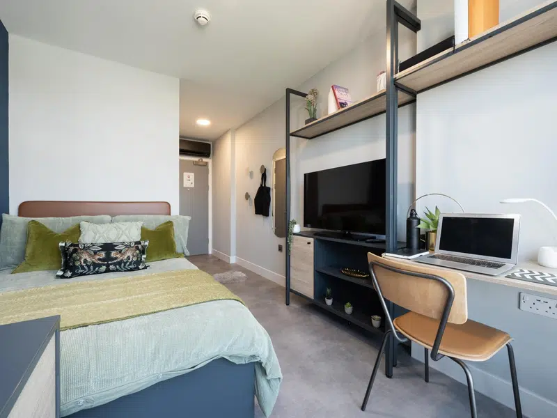 Skyline Ensuite photo 1