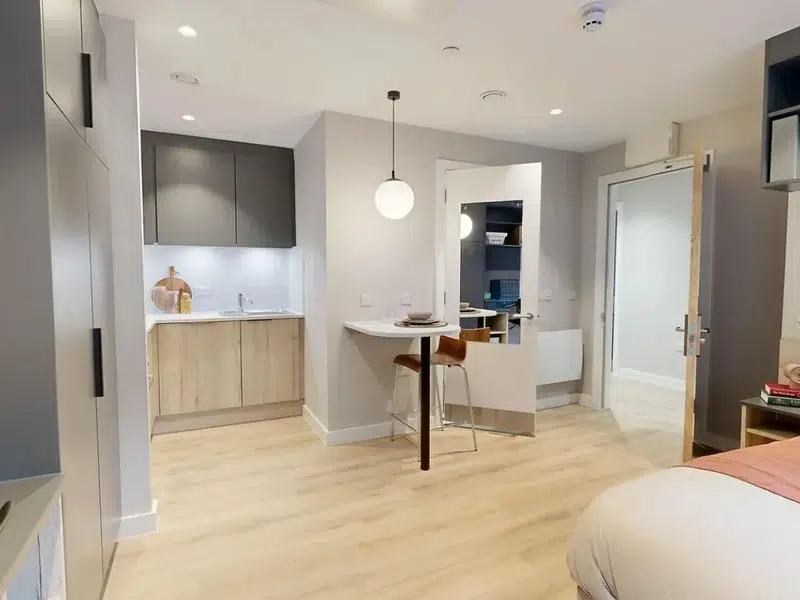 Social Studio Plus Mid Floor photo 4