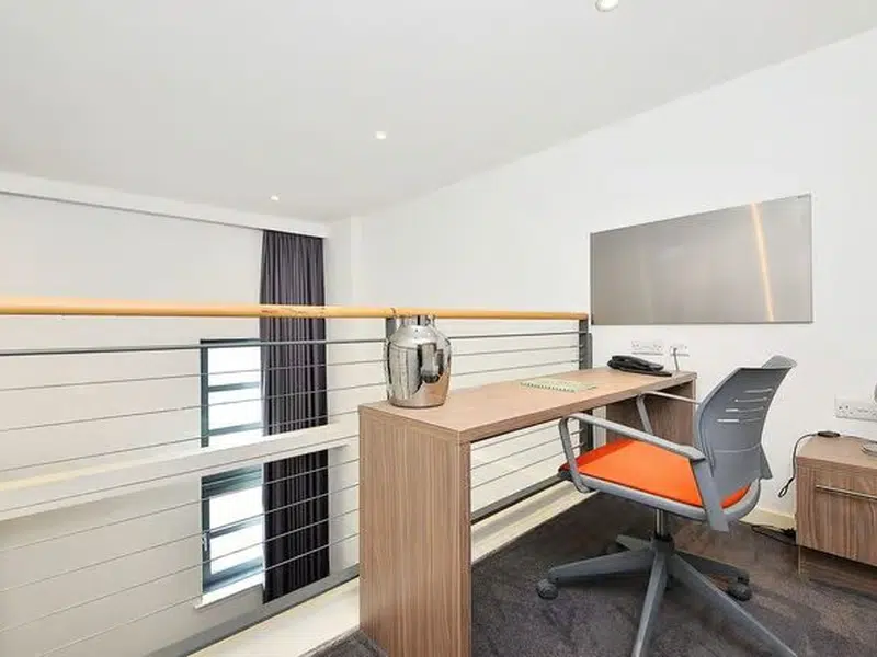 Split Level Studio photo 3