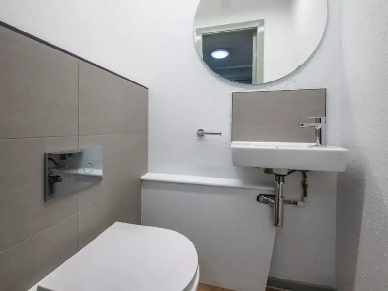 4 Bed Standard photo 5