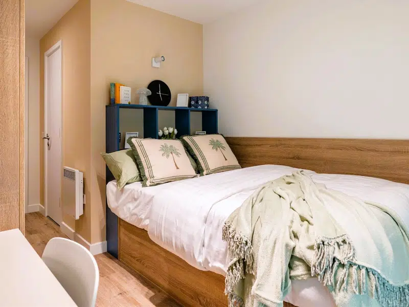 Standard 8 Bed Cluster photo 1