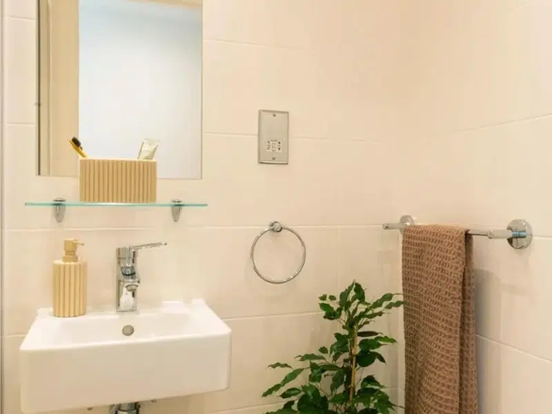 Club En-suite photo 6