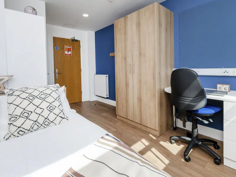 Standard En-suite photo 5