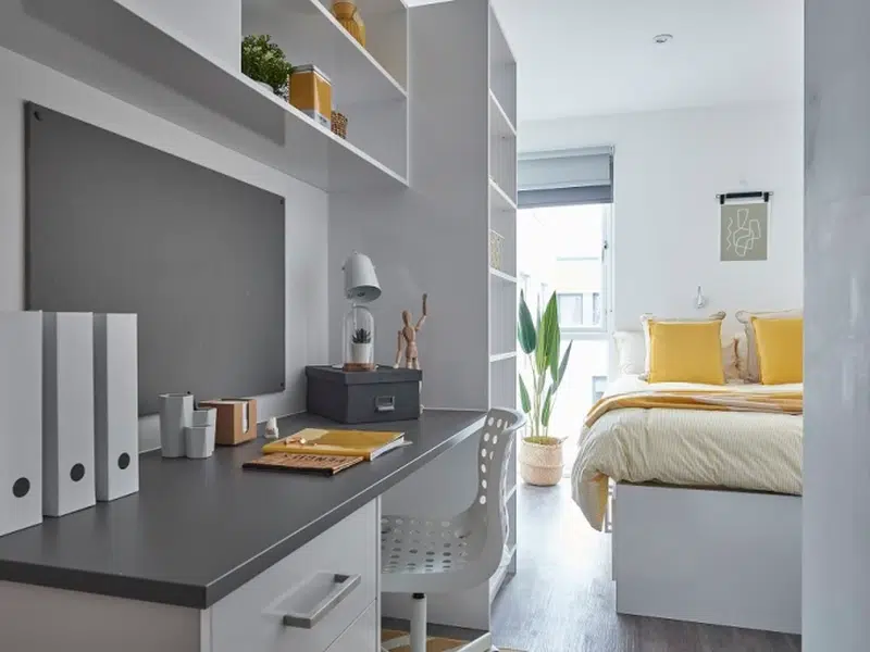 Standard En-suite (3/4/5 Bed) photo 2