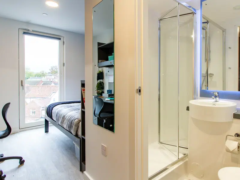 Standard En Suite photo 2