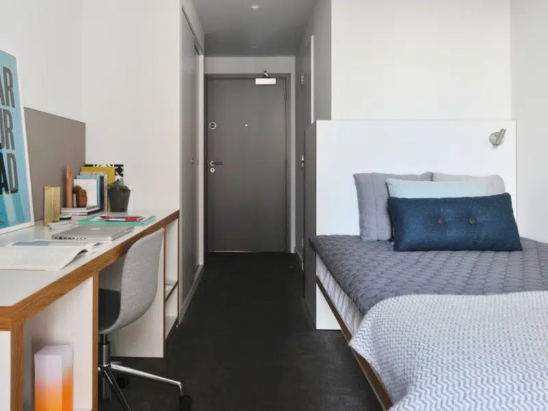 Standard En-suite photo 3