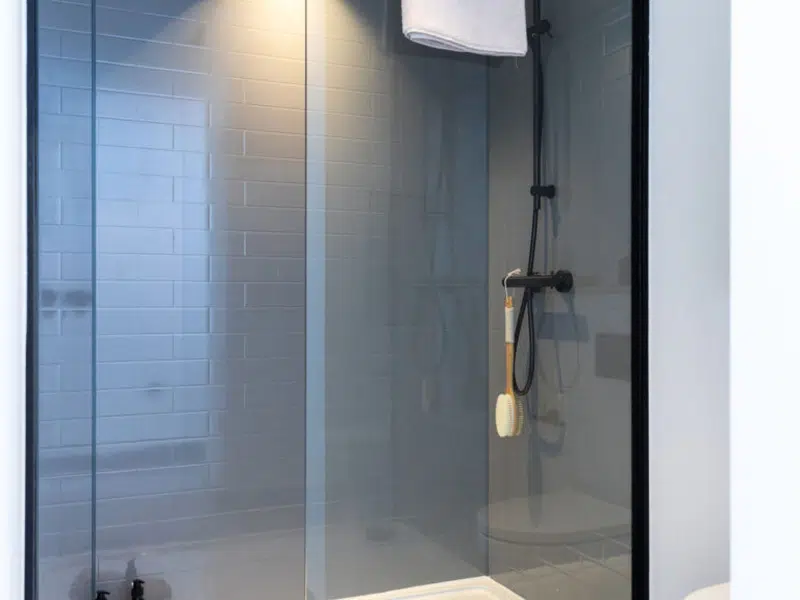Standard En-suite photo 4