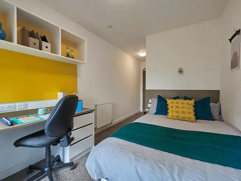 Standard Ensuite (5 Bed) photo 3