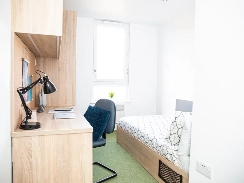 Standard Ensuite photo 4