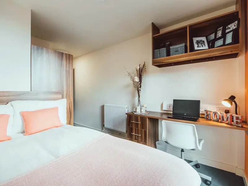 Standard Plus En suite photo 1