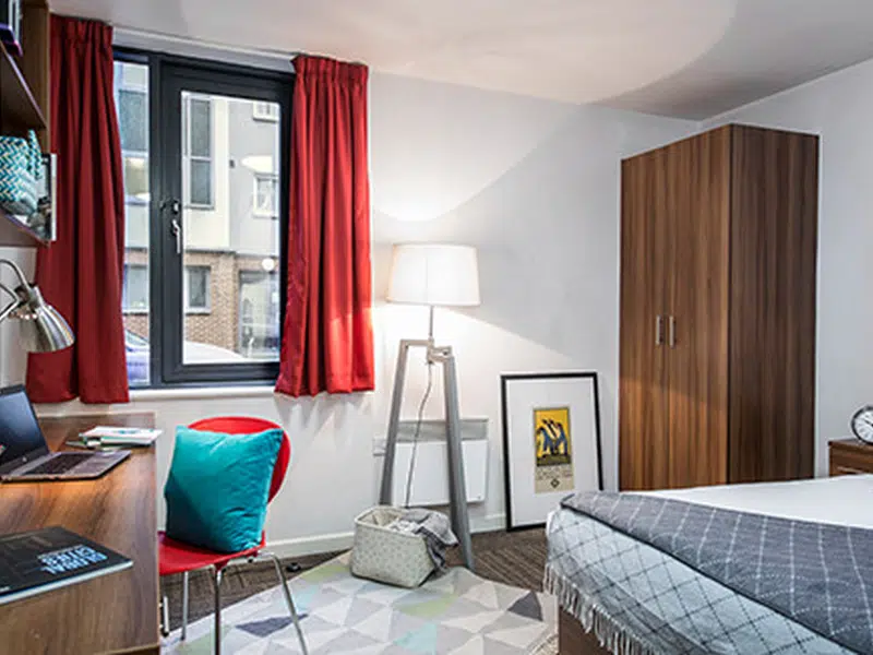 Standard Plus Ensuite Room photo 1