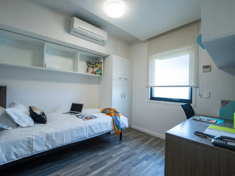 4 Bedroom Apartment with Balcony Internal (without View) photo 3