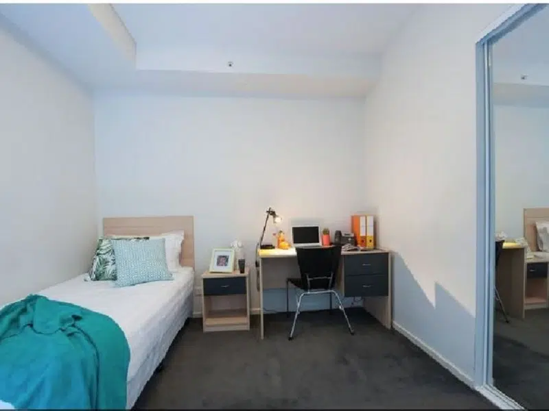 Small Two Bedroom Apartment- Low Level photo 1