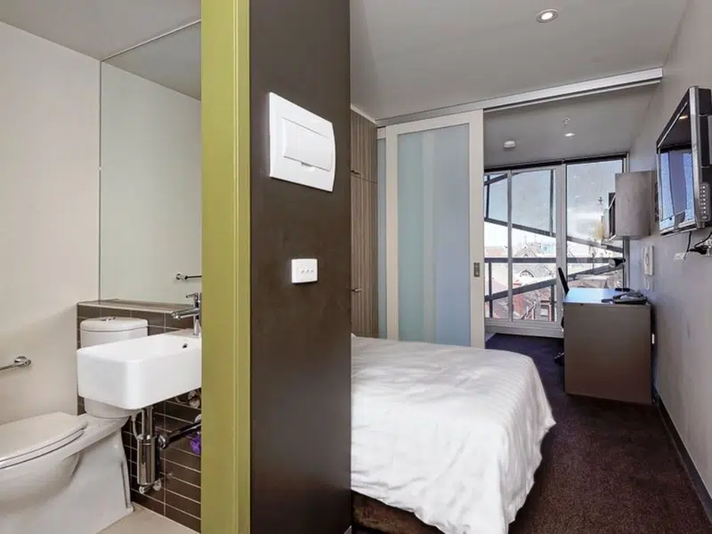 Studio Apartments - Deluxe with Airconditioning photo 1