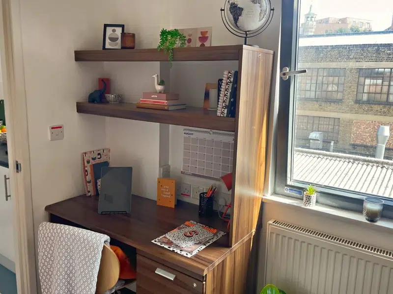 Studio room photo 2