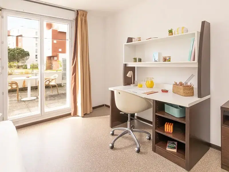 Studio with Terrace photo 4