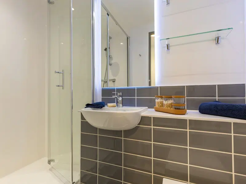 Superior Ensuite photo 5
