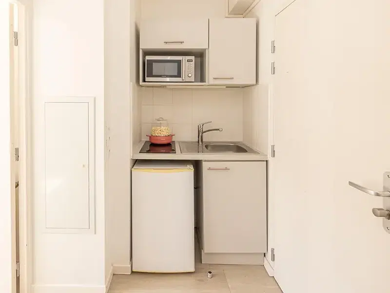 T1 Apartment photo 6