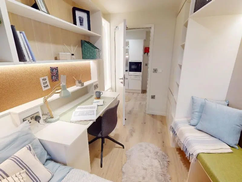 Gold 3 Bed Apartment Plus photo 3