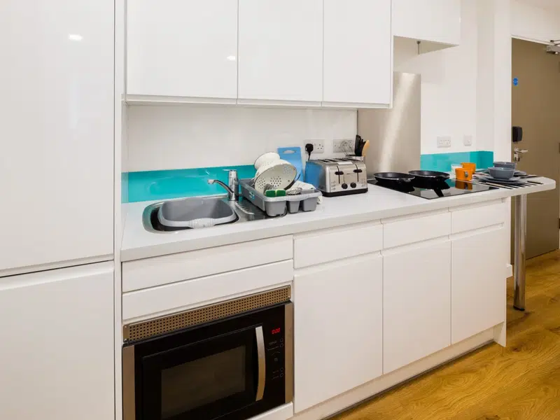 3 Bed Apartment photo 2