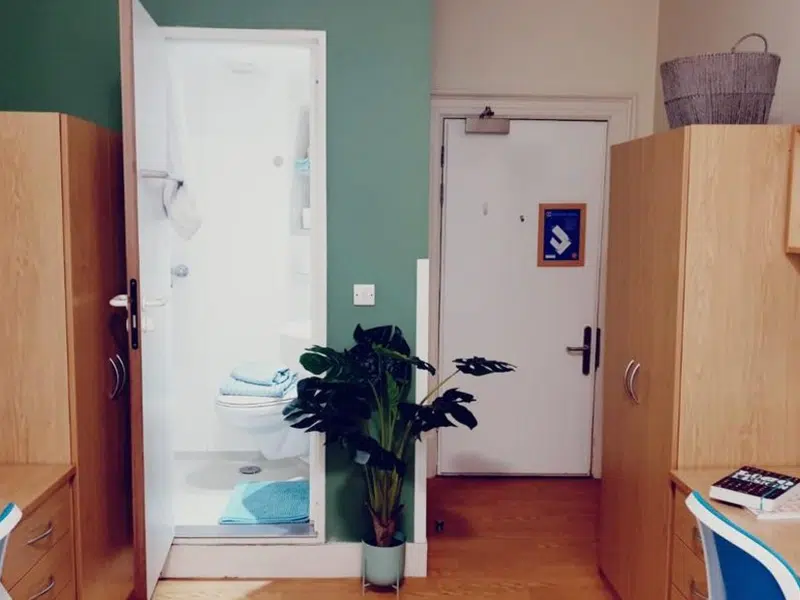 Twin En-Suite photo 3