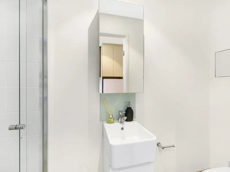 Signature Studio Apartment- Premium View photo 4