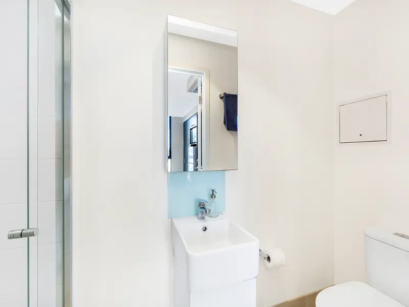 Signature Studio Apartment- Standard View photo 4