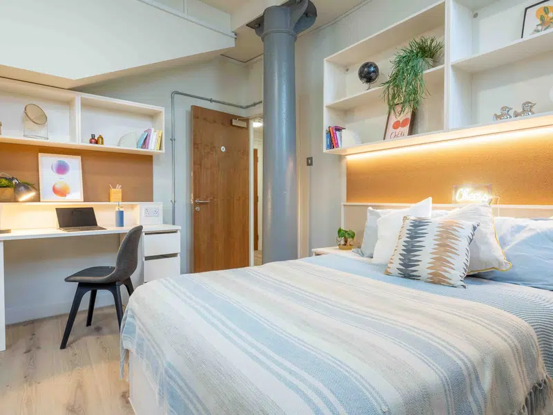 Silver Two Bed Duplex photo 2