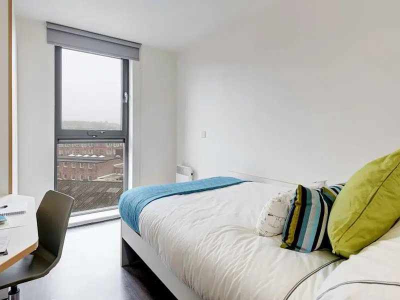 Two Bed En Suite Flat photo 1