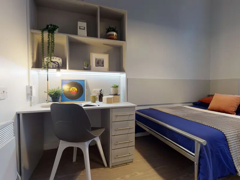 Two Bed Apartment photo 3