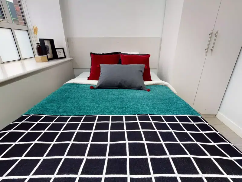 Two Bed Apartment photo 5