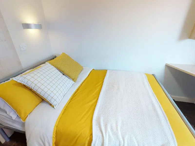 Two Bed Apartment photo 3