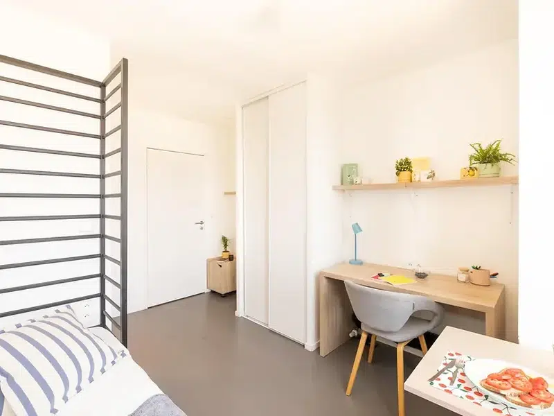 Two-Bedroom Apartment photo 6